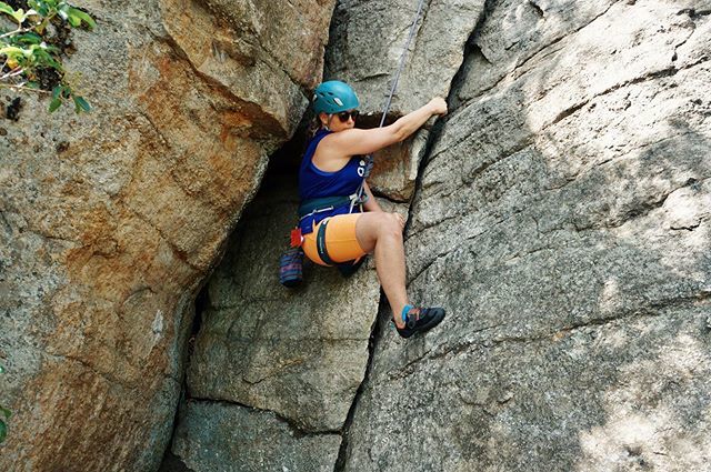 LEAN INTO IT. ⁣

#rockclimbing #adidasterrex #evolve #iamadaptive #girlswhoclimb #gunks ift.tt/2ZPlbfm