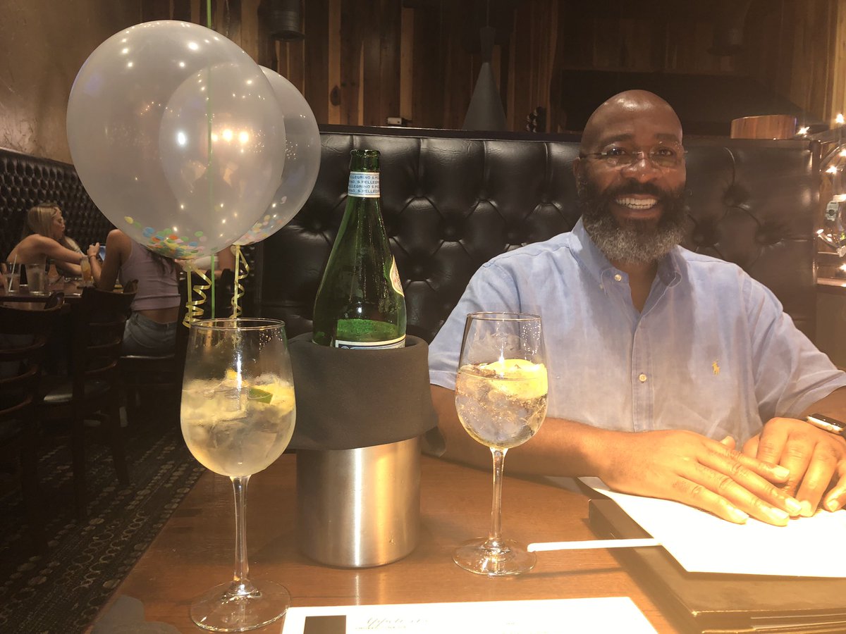 ChetteW's tweet image. Had a great birthday today , thank you to everyone for the birthday wishes and my daughters for taking me to my favorite restaurants Hamilton’s ! Thankful and blessed to see 56🎉