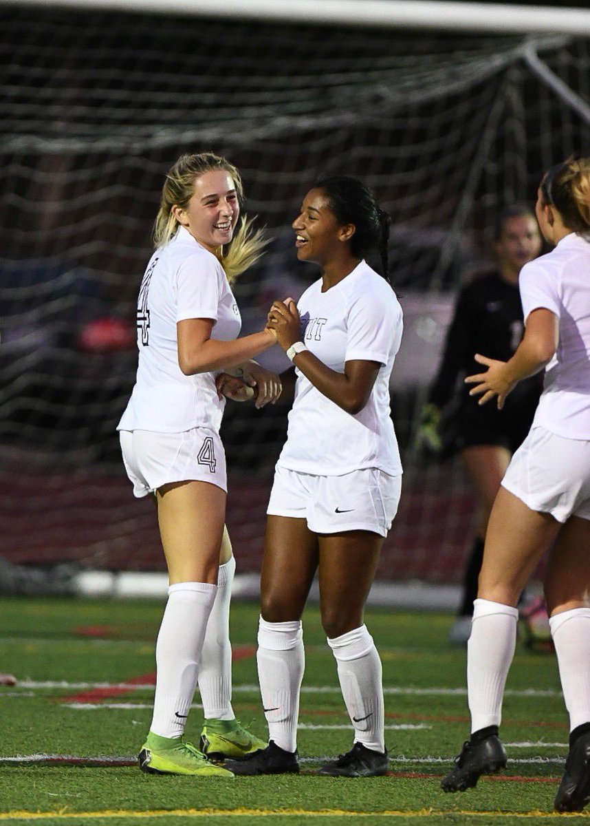CandidEyePhoto's tweet photo. M Koleno puts Jesuit up 6-0 over #LincolnCardinals | #OSAA #JesuitSoccer #JesuitCrusaders #SaderNation #JesuitHighPDX @JesuitHighPDX @TheSaderNation (📷©️https://t.co/4EfRFELCrM) https://t.co/9EBFWcwv4r