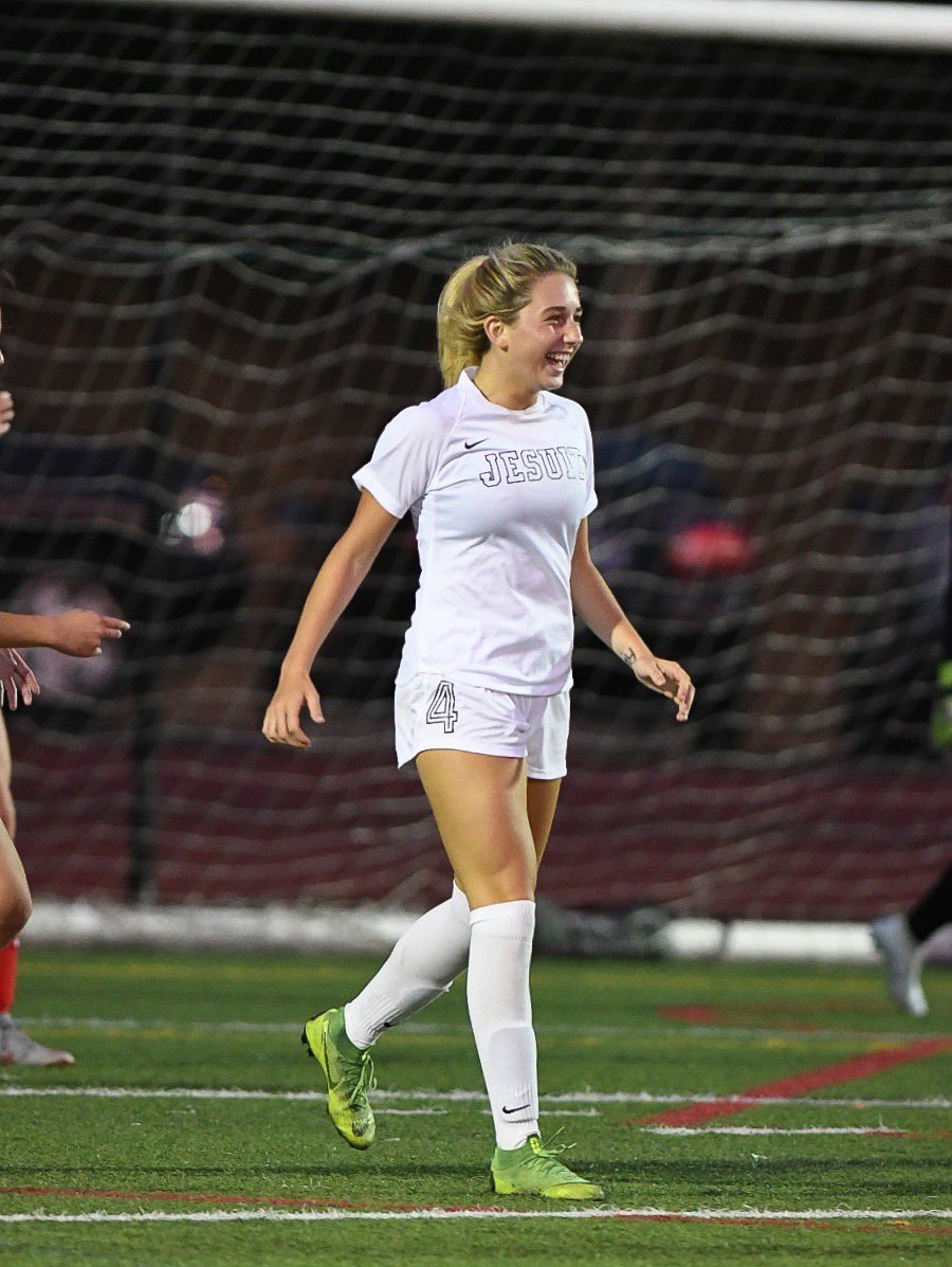 CandidEyePhoto's tweet photo. M Koleno puts Jesuit up 6-0 over #LincolnCardinals | #OSAA #JesuitSoccer #JesuitCrusaders #SaderNation #JesuitHighPDX @JesuitHighPDX @TheSaderNation (📷©️https://t.co/4EfRFELCrM) https://t.co/9EBFWcwv4r