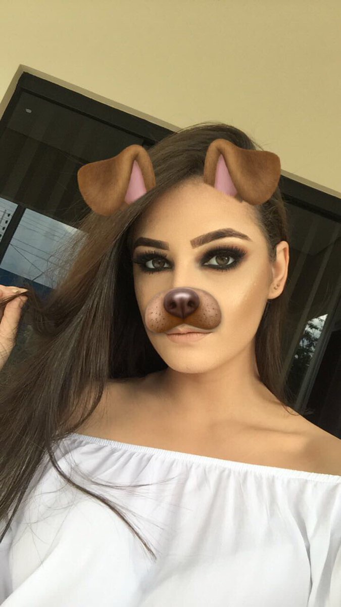 vazafofoqueira's tweet photo. Gente kkkkkkkkk a época do filtro de doguinho do snap kkkkkkkk sem base https://t.co/ascGomWxxx