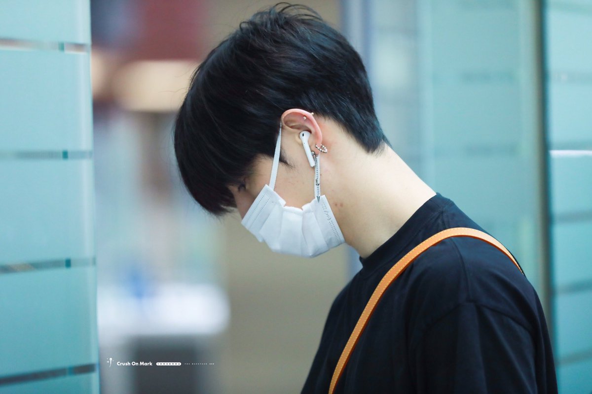 BM_XCIIIXCIV's tweet photo. The Song OS/SF
The Man Who Can't Be Moved - III
📌https://t.co/WkEnpWzL8f
#BMark #ficbmark
@GOT7Fiction @FICGOT7Thailand @BmarkFictions https://t.co/ZQP201Wsqo