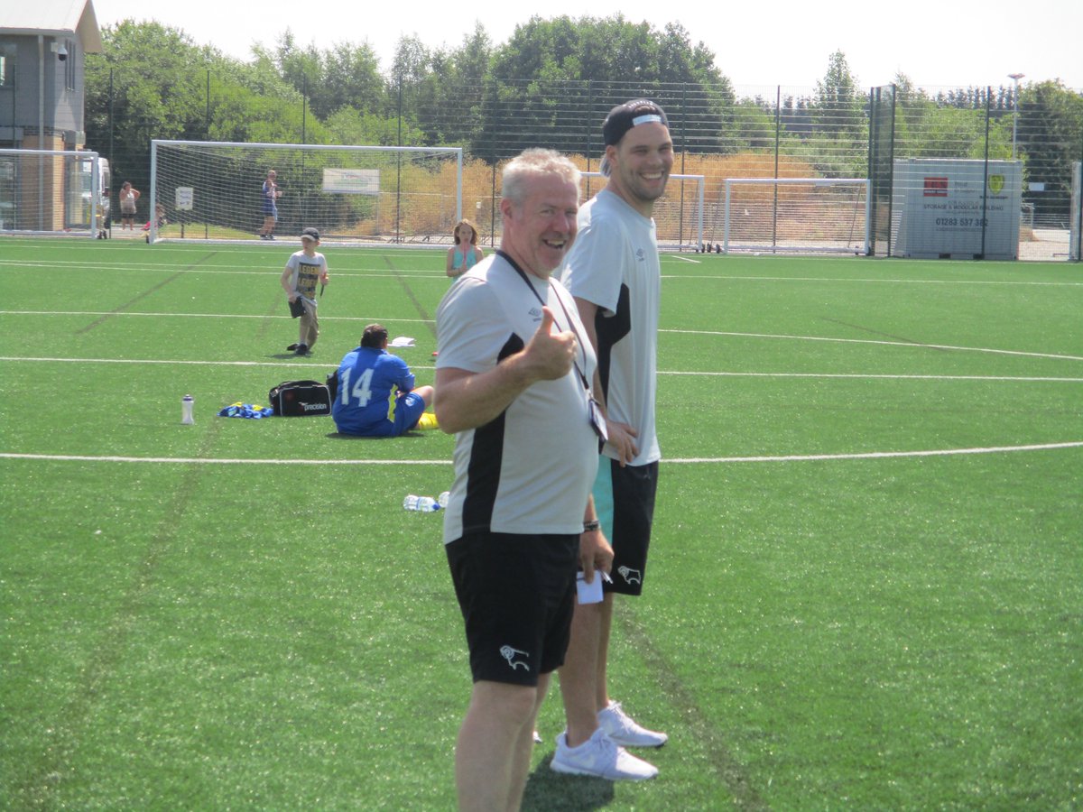 One2Blackburn's tweet photo. Each month @lee4ducati and @arowley101 from @DCCTOfficial travel 200 miles to bring their team to  compete in the SIFL. They have also been a great support to @1GirlsUnited and ourselves as individuals and a team. Thanks boys 👏 https://t.co/BE9RAyxn0C