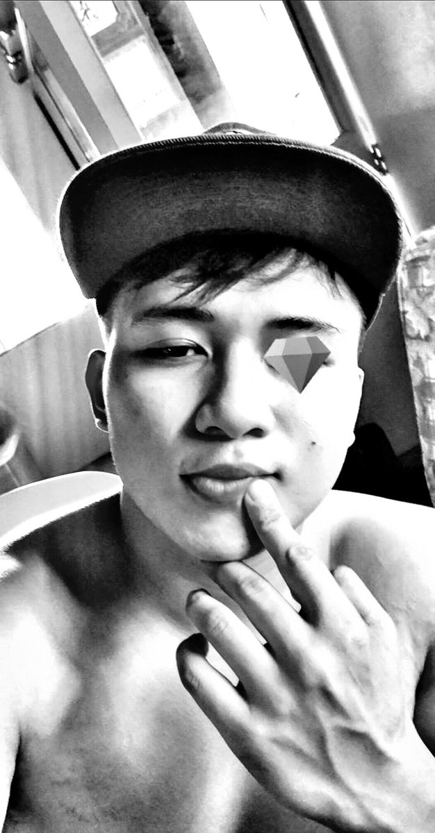 KiroDubai's tweet photo. 🍎 of my 👀 https://t.co/hbx9lkBWsI