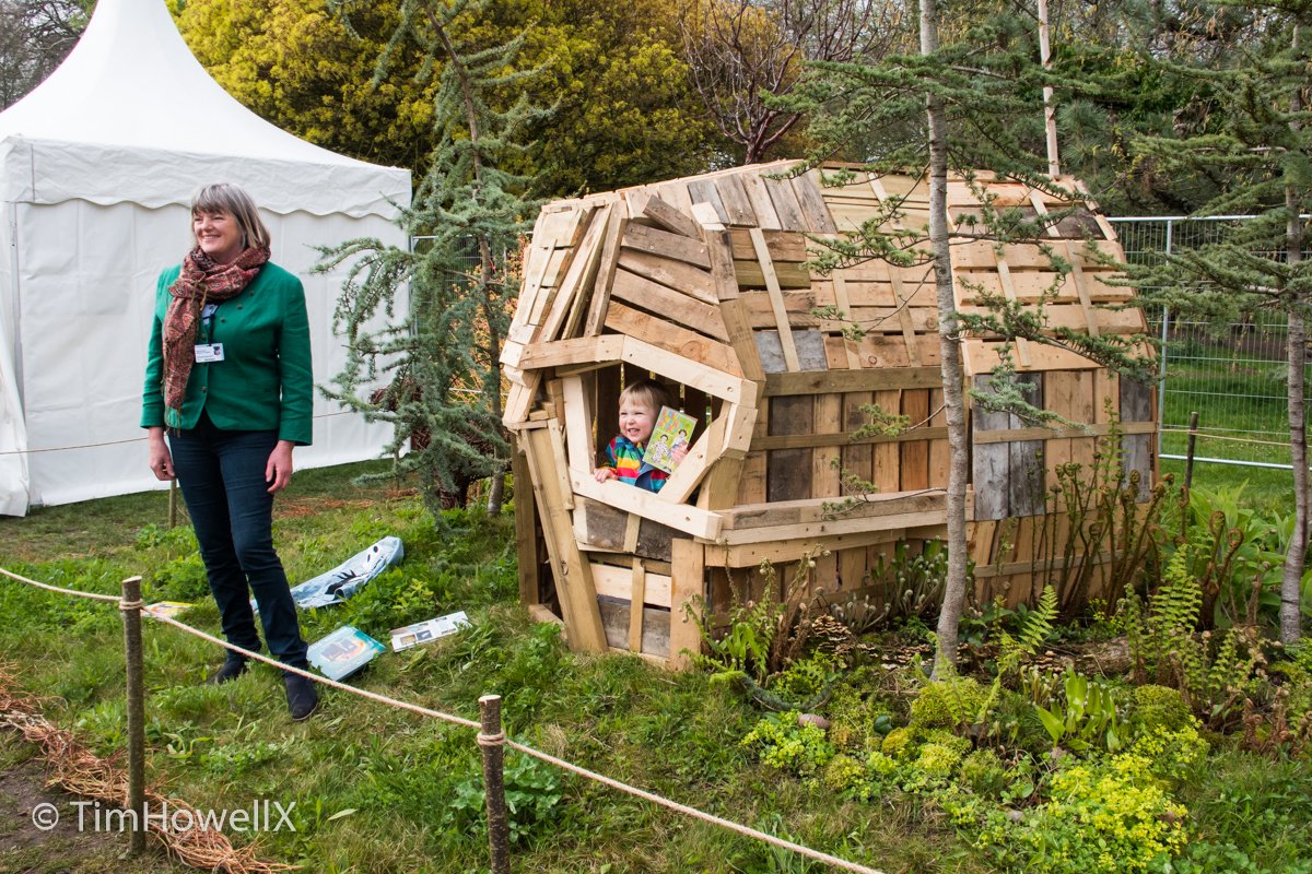 TimHowellX's tweet photo. @DoneganGardens @DesignPurtell @BurnhamLandscap I'm giving a return visit to #RHSCardiff a lot of thought. There were some wonderful gardens there from you and Ed; @DesignPurtell , @DCarri87 &amp; @anthea_guthrie among others and it was a great show. https://t.co/TcCNa7mxRV