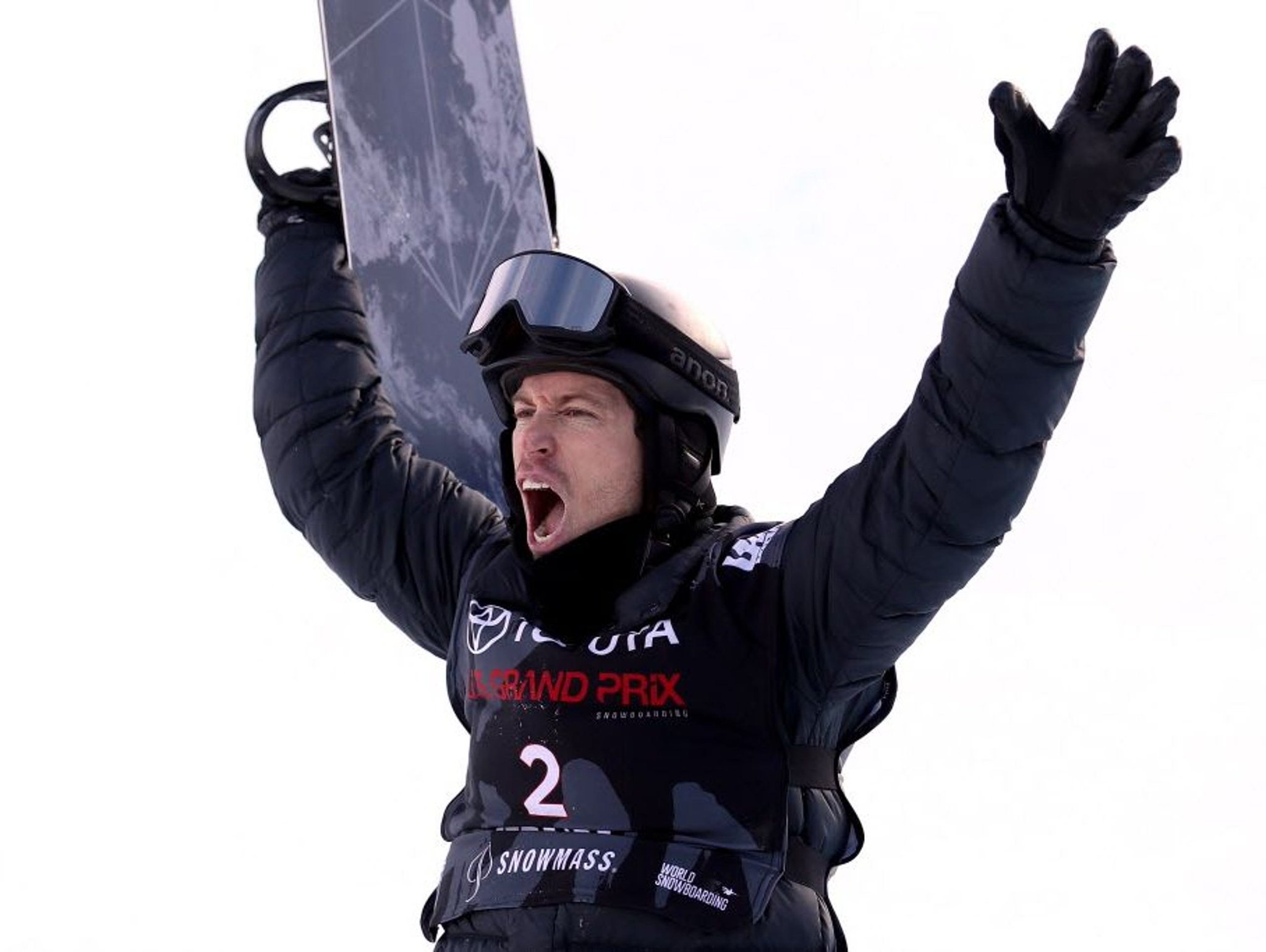 Happy birthday to snowboarder Shaun White who turns 33 today! 