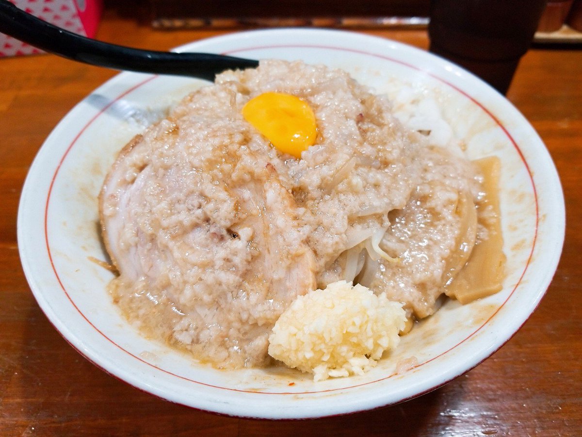 Yokotaro 急に食べたくなって中野 Kaeru の油そばニンニク脂多め 地獄みたいな見た目だけど美味しい ごちそうさまでした