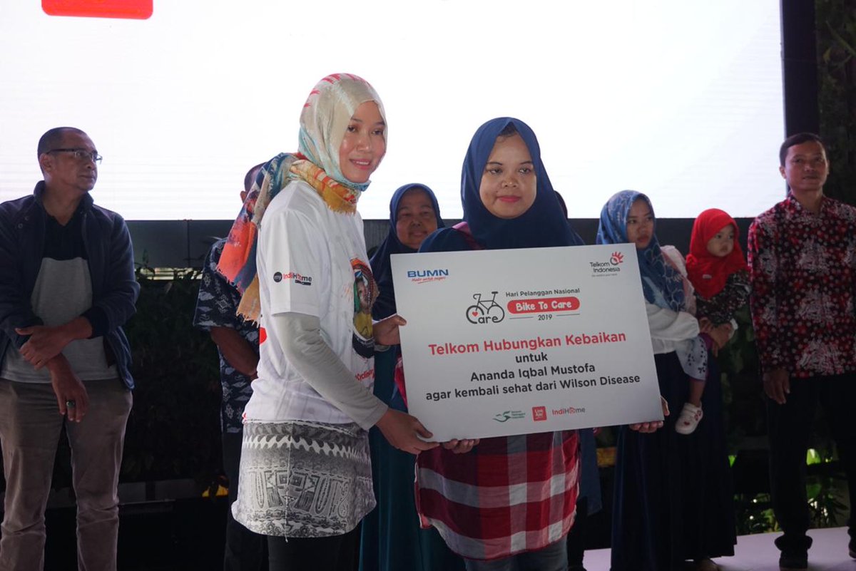 OciYM's tweet photo. Pada penasaran dong yah gimana caranya. Untuk info lengkap, cek ke https://t.co/0exOaEuOwF ya manteman. #IndiHomeHubungkanKebaikan https://t.co/q6kO69tvZA
