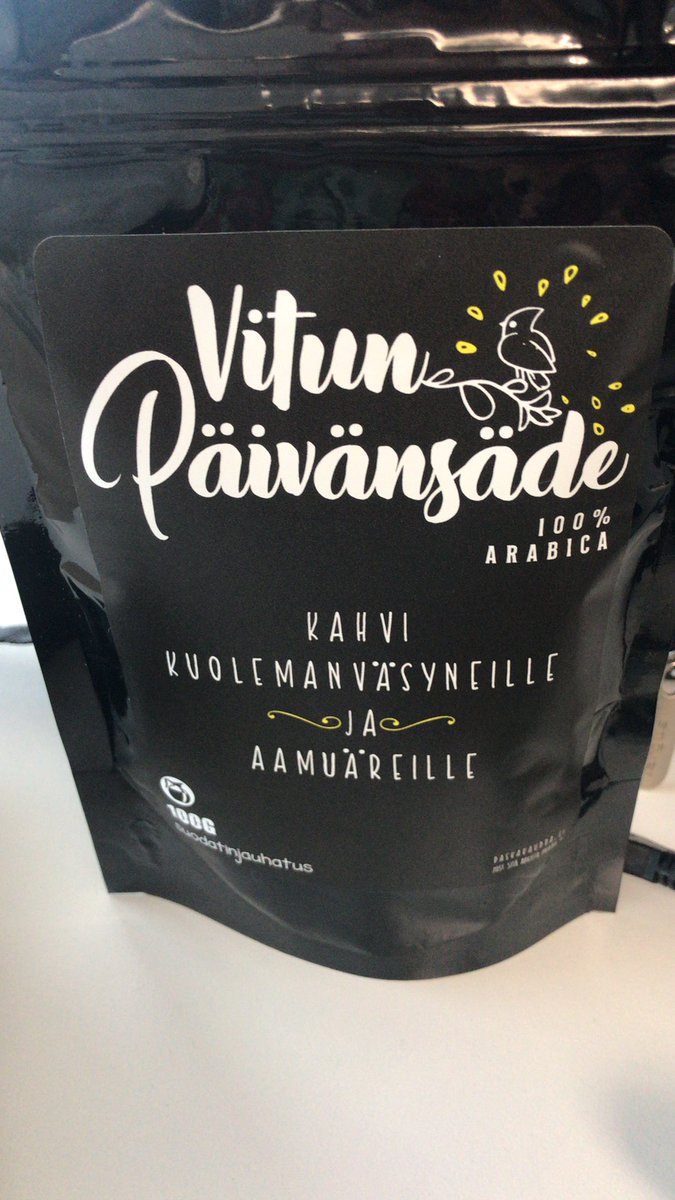 NTanninen's tweet photo. Onni on ihan parhaat työkaverit 🤣 #entunnusta #huomenta #lahjatyökaverilta #piristys #verkkojengi https://t.co/8wtjfHOLTE