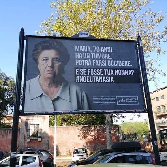 RamingodiArnor's tweet photo. Mio papà è morto a 57 anni di tumore neuroendocrino al pancreas, l'ho visto vomitare sangue prima di 1 mese di hospice per i terminali.
Una cosa che avrebbe preferito evitare, invece ha dovuto soffrire inutilmente fino all'ultimo secondo.
Poi vedo questo schifo: https://t.co/ysXHjToe55