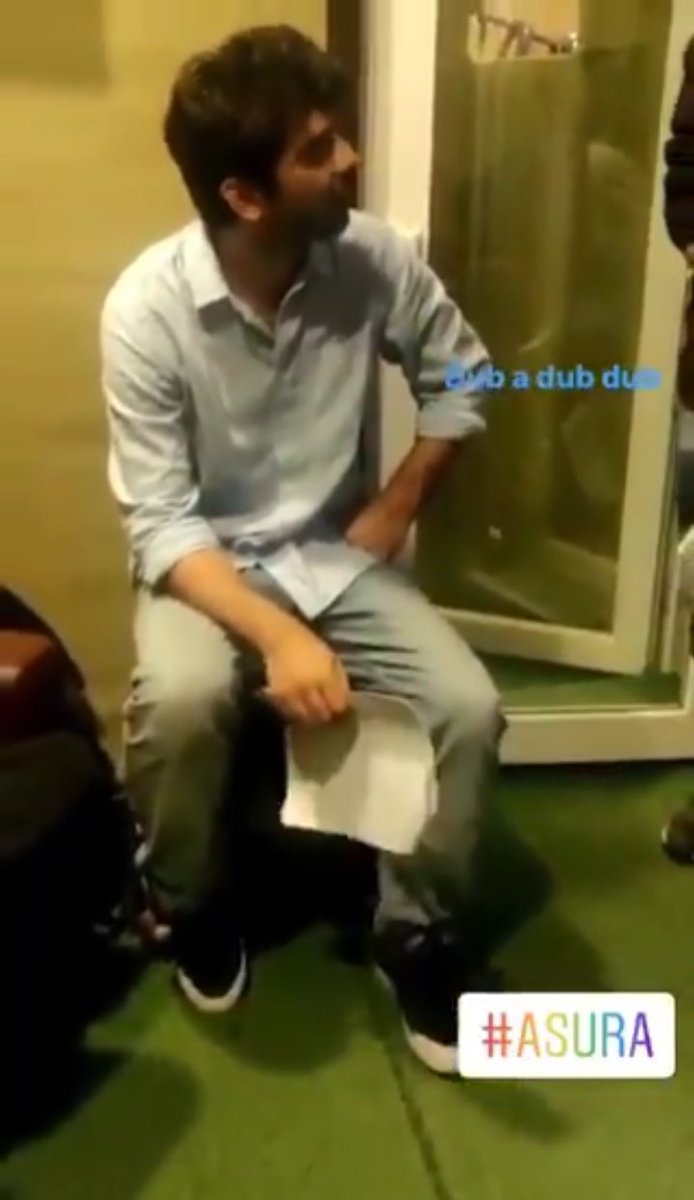 teambarunsoobti's tweet photo. last day of dubbing of Asura💃💃❤❤
iam very excited🤩🤩🤩
finally we will see the king❤❤💃💕💕💕
we waiting you my soul @BarunSobtiSays ❤
@BarunSobtiSays
#BarunSobti
#Asuar https://t.co/SwF5yxZGi8