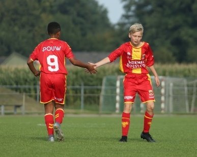 GAEagleswatcher's tweet photo. Dit is het jeugd-programma voor het  aankomend weekend:

⚽️ Zuiderlaan, Twello:
O13 l GAE - NAC Breda (11 uur)
O15 l GAE - Fortuna Sittard (13 uur)

🚍 Uitduels:
O19 l WHC - GAE (beker)
O17 neemt deel aan het Giovanni van der Heuvel toernooi bij DVV Go Ahead https://t.co/Q9gxxOLP9z