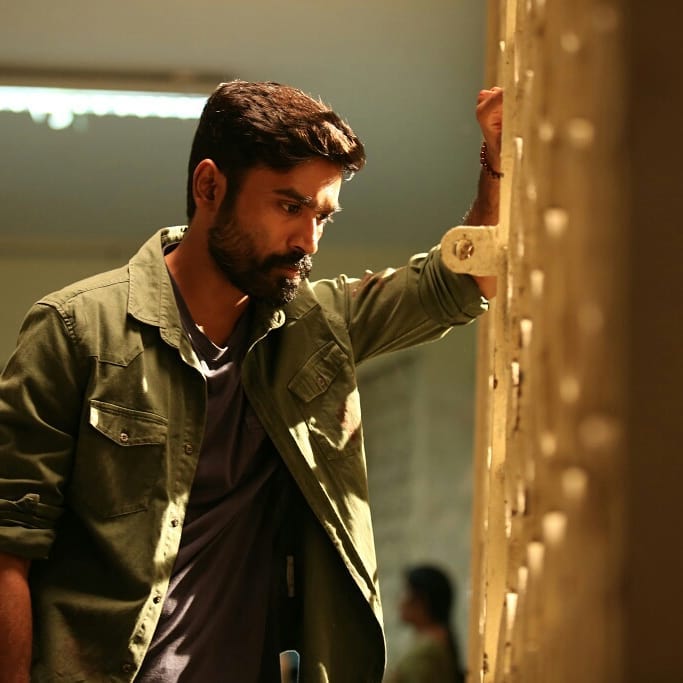 FilmtownI's tweet photo. New pictures of #ENPT !!
@dhanushkraja
#EnaiNokiPaayumThota #ENPTWeekBegins #dhanush #Kollywood #filmtown https://t.co/ltspOVq0pZ