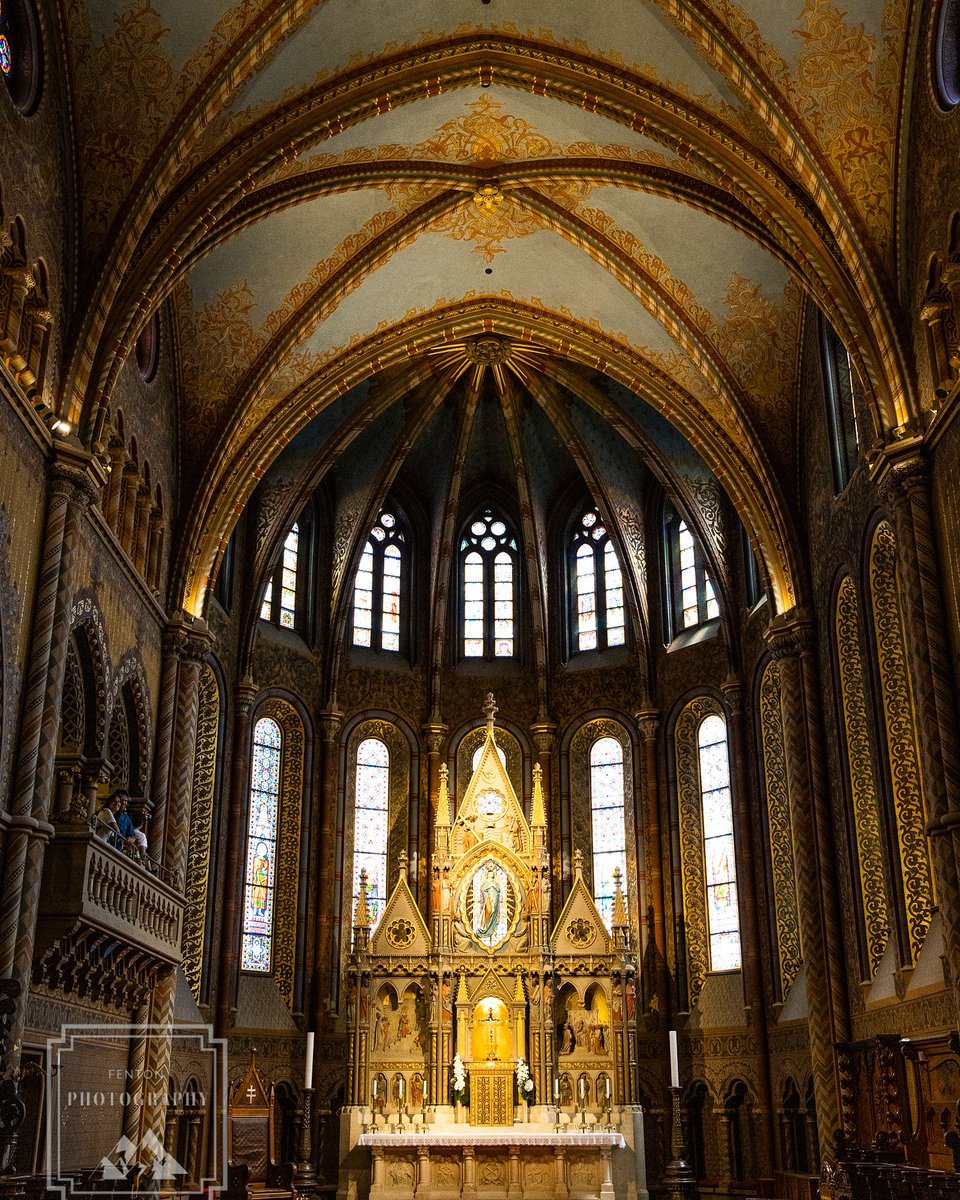 FentonPhoto's tweet photo. A beautiful church interior in Budapest Hungary.  #church #historic_building #religon #budapast #hungary  #architecture #travel #original_photography @welovebudapest https://t.co/CTesz8LOKb