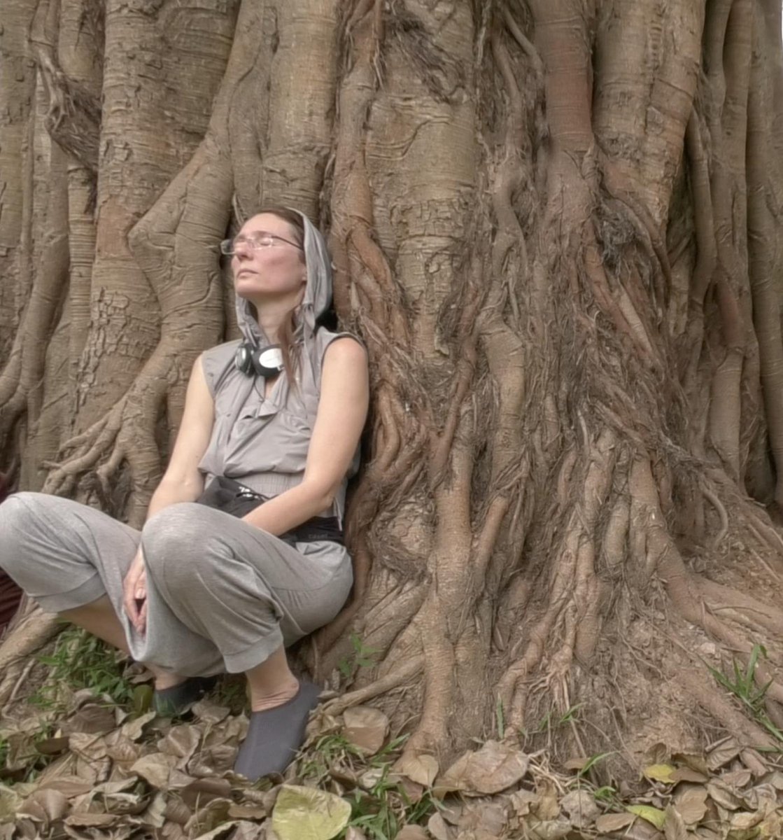 poemproducer's tweet image. revisiting the recordings of the #sonicwilderness #treeing session in Hanoi for upcoming shows in Berlin #blindsignal #vtnmgrmn #grmnvtnm
blindsignalberlin.com/grmn-vtnm