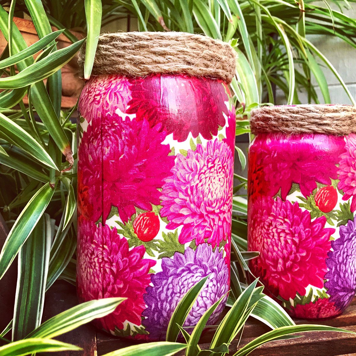 Mimoidebyus's tweet photo. Mimoide By Us: objetos creativos únicos https://t.co/TJO2DnADN4 mimoidebyus@gmail.com 609708992 #decor #decoration #deco #artesania #handmade #luz #objetosunicos #regalos #presents #regalosoriginales #homedecor #design #interiordesing #homestyle #decorate #madeinspain https://t.co/87X2PYvMN4