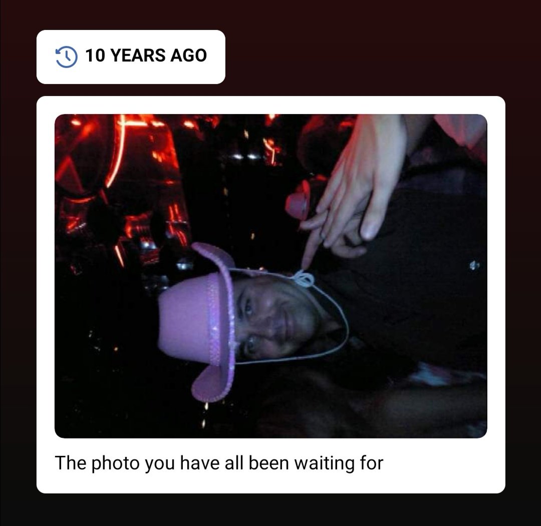 rogereee's tweet photo. @luckvisitsafool @Pelvis_Thrust @Grotee @platter11 @lionel_plummer @Morsq this bad boy just popped up on my memories.... #sorryian https://t.co/YFClpNg8qF