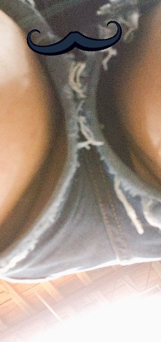 My friends view as I was getting ready for a mustache ride. https://t.co/uge0v9Zead<a href="/tag/birthday"class="tags"><span>#birthday</span></a><a href="/tag/sissy"class="tags"><span>#sissy</span></a>