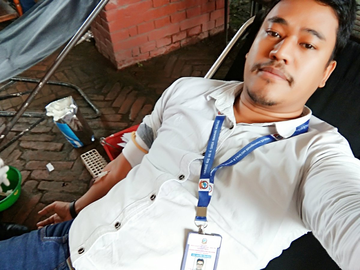 Prabeshrestha07's tweet photo. #blooddonation #surveyassociationnepal #surveyersday https://t.co/JnqzGTX4st