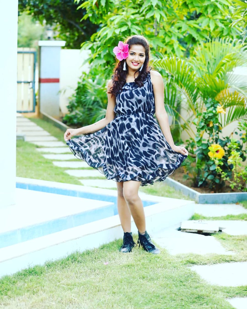 SravaniNikki's tweet photo. ......If you want opportunity to knock, itβs time to build a door
@SravaniNikki
.
...............
..........
#sravaninikki #picoftheday #black #forestridge #lovewithpic #like #work #model #sravaninikki #TweetAlong #tweetfleet #picoftheday https://t.co/DvZISN2B3L