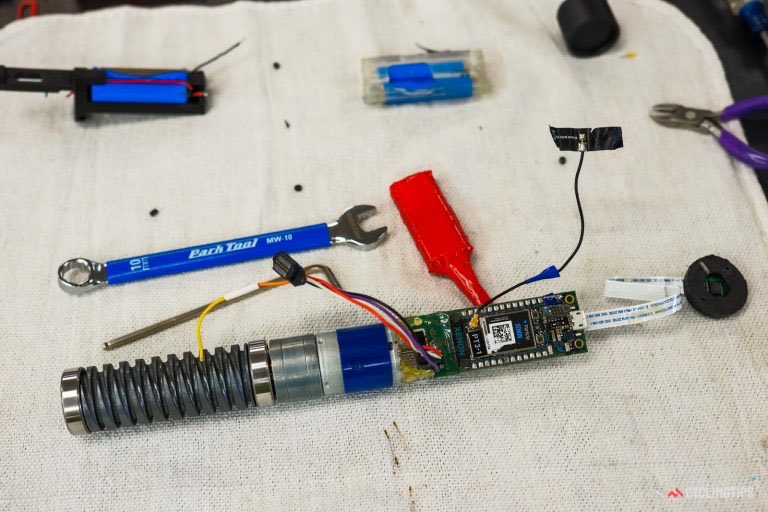 angryasian's tweet image. Remember that insane shaft drive system from @CeramicSpeed? It was no one-off. Not only does it look a lot more finished now, but there’s a shiftable version *and* a system for full-suspension MTBs. 

It still isn’t ready yet - but it’s getting closer. cyclingtips.com/2019/09/cerami…