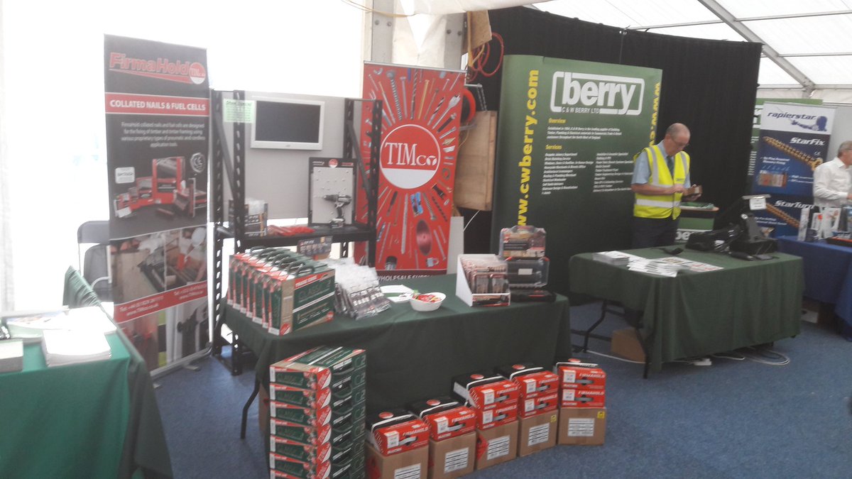 jonesalex7's tweet image. @TIMco_tweets trade event now on @CandWBerry , massive savings on #FIRMAHOLD, with live demonstrations on #ZIPFIX @rance1970 @greggojohn @mickymerch @JRDTimco