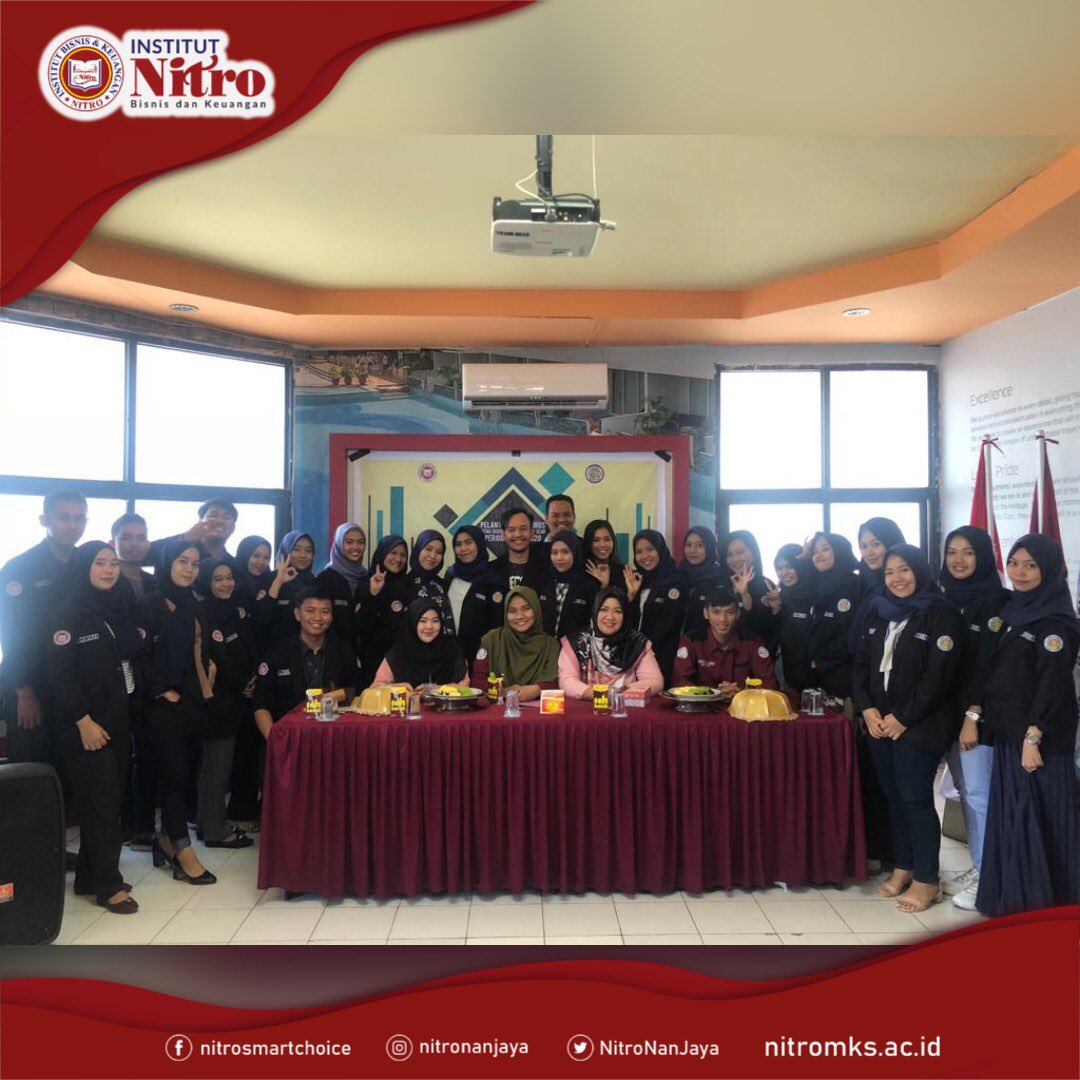 NitroNanJaya's tweet photo. Rabu 04 Sept 2019. Selamat dan sukses atas terpilihnya Farhan sebagai Ketua Nitro Science and Technology Club periode 2019-2020 dan adik-adik pengurus @nstc_progressive tetap terus berkarya untuk Institut Bisnis dan Keuangan Nitro. #NSTC #IBKNitro #UKMNitro #NitroSmartChoice https://t.co/h0m5yDm8Hu