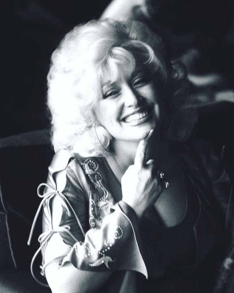 DollyParton4EVR's tweet image. 
