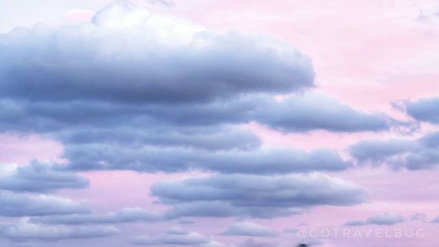 gotravelbug's tweet photo. I've never seen the sky like this, puffy and pink
#knysna #gardenroute #cloudious #sunset #sky_brilliance #skypainter #igramethical #cloudy #cloudspotting #howzitsouthafrica #mygardenroute #visualstoryteller #dametraveller https://t.co/EVZxhvfuGA https://t.co/3KPGPLbYlB