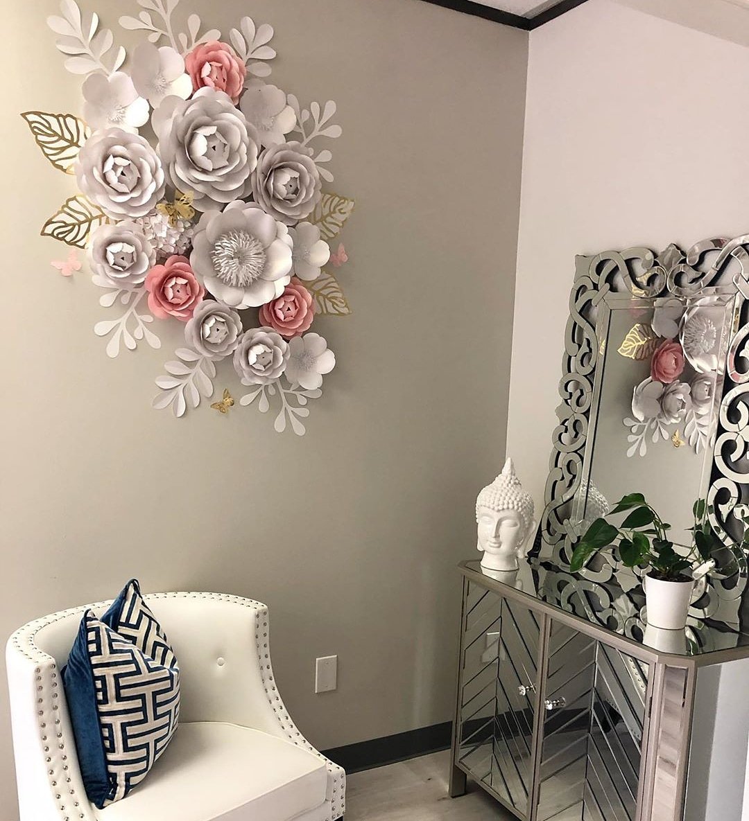MBHoldings's tweet photo. Opportunity for anyone who is intrested in learning a new skill, starting a business, bringing a spark in their decor business by learning how to make paper flower. Paperflowers are perfect for any occasion, interior decor, office decor, ect. #GirlTalkZA #GirlBuyZA #SouthAfricans https://t.co/1ZnXWu8nOy