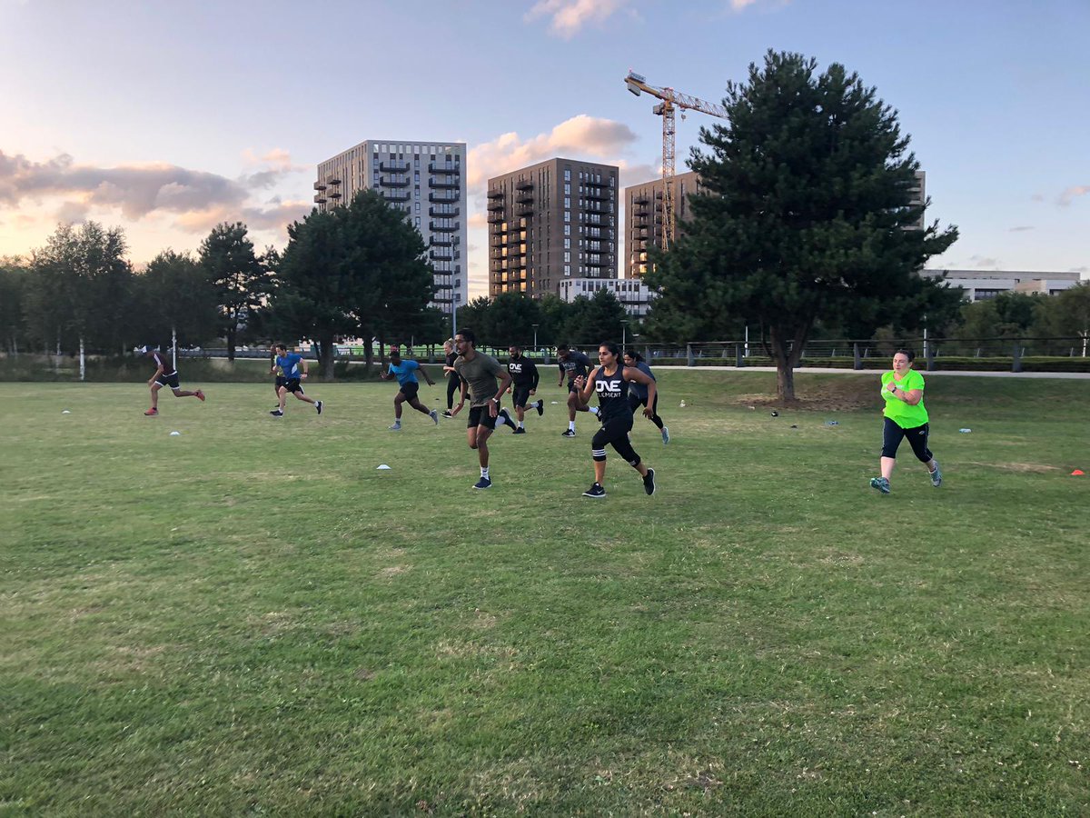 OEDocklands's tweet photo. In just 3 months our members have spoken about the physical and mental benefits of our training sessions and the positive effect on the local community in Docklands - lets keep this going throughout winter!  🏃🏼‍♀️💪🏾🙏🏻 

@1ELMNT @AYUKViews  @ApleonaUK  @YourRoyalDocks  @aNCommunity1 https://t.co/5m3HYczkR6