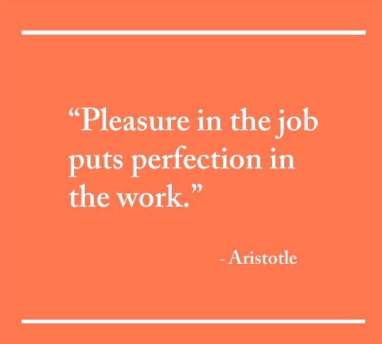 It’s so important to enjoy what you do, your work is a huge part of your life! Make sure that you also have a space that you love to work from 😬👍🏻 #lovewhatyoudo #perfectspot #onestopshop