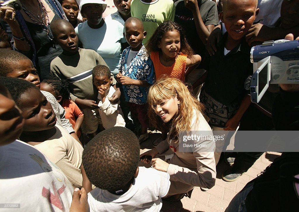 Beyoncé and Bono then visited the Baphumelele orphanage for children with AIDS in Cape Town, South Africa.