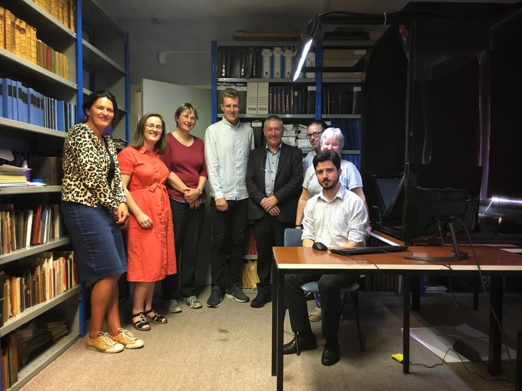 Book2netFrance's tweet photo. Irlande : Hier, nous avons installé notre #scanner de #livres à la Representative Church Body Library (@rcblibrary) à #Dublin. Ce fut un grand plaisir de former le personnel. Bienvenue à bord ! 📸🎥🇮🇪

#Numérisation #Bibliothèque #numérique #Archives #Histoire https://t.co/ho3djffRjY