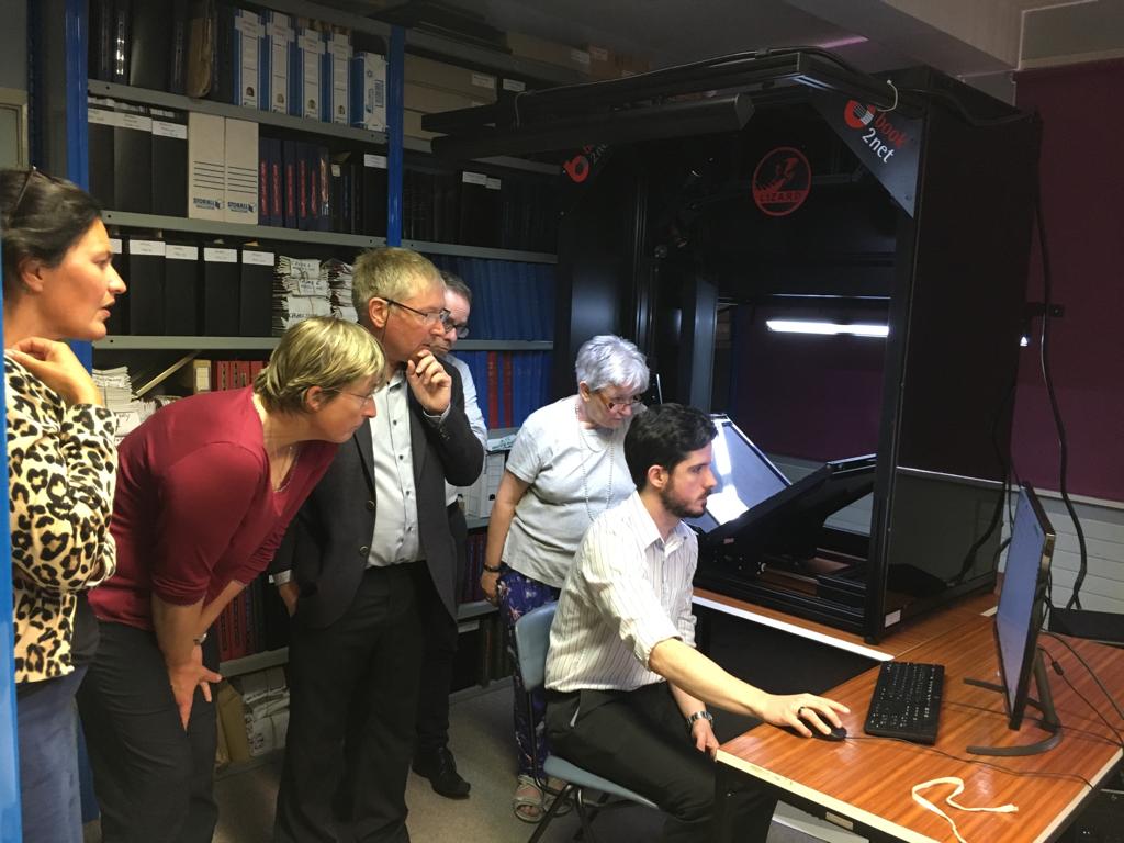 Book2netFrance's tweet photo. Irlande : Hier, nous avons installé notre #scanner de #livres à la Representative Church Body Library (@rcblibrary) à #Dublin. Ce fut un grand plaisir de former le personnel. Bienvenue à bord ! 📸🎥🇮🇪

#Numérisation #Bibliothèque #numérique #Archives #Histoire https://t.co/ho3djffRjY