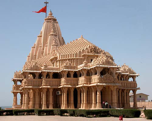 The Dwarka Temple dedicated to Dwarkadhish, also called as Jagat Mandir, is situated on the western shore of the Okhamandal Peninsula at the banks of Gomti River. The history of Dwarka temple goes back to 2,500 years. It is said that the temple got submerged in the sea six times.