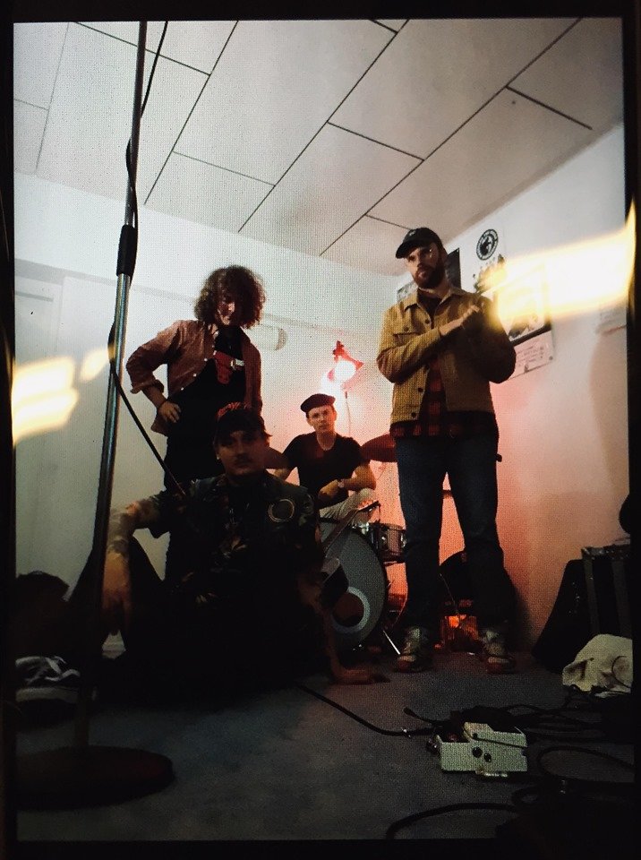 BlackLizard_'s tweet photo. ALRIGHT we are getting the last bits and pieces together before heading to studio, got some new stuff cooking for ya! https://t.co/nHWpLFHLQD