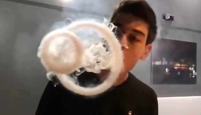 CottonAndCable's tweet photo. Vape tricks - only made better when the clouds are @CottonAndCable...
https://t.co/W1A2rfBxMz
#vapefam #vapetricks #cloudblowing #vapersUK #vaping https://t.co/uNy3wcIOdR
