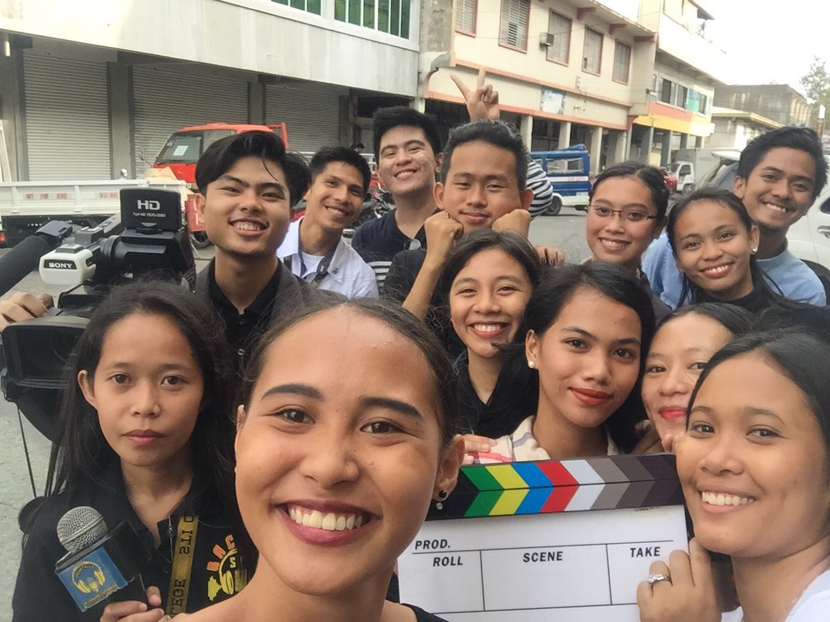 PAPANAKS's tweet photo. 2nd YEAR BACOMM INCOMPLETE #STANDUPPER #FINAL https://t.co/msSfwN1Sp5