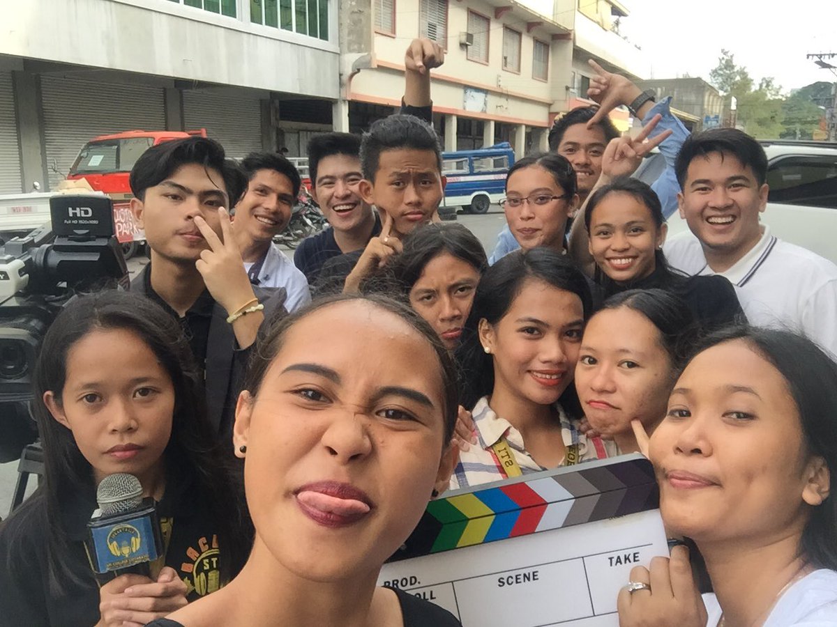 PAPANAKS's tweet photo. 2nd YEAR BACOMM INCOMPLETE #STANDUPPER #FINAL https://t.co/msSfwN1Sp5