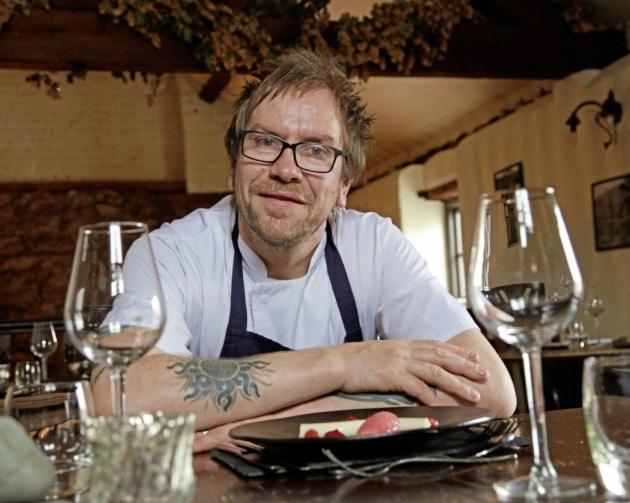 HospAction's tweet photo. A huge thank you to multi award-winning chef @kgl_lynn for supporting #HA at @BrynPorthEirias on 4th Nov. To enjoy an exquisite 8 course meal cooked by some of the region's best chefs, book via @colegcambria now. Call 0300 30 30 001 or email hafod@cambria.ac.uk https://t.co/Qnlk6kRK8N