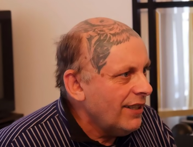 DailyMirror's tweet image. Hitler's 'last living relative' convicted of paedophilia after kissing girl, 13 mirror.co.uk/news/uk-news/h…