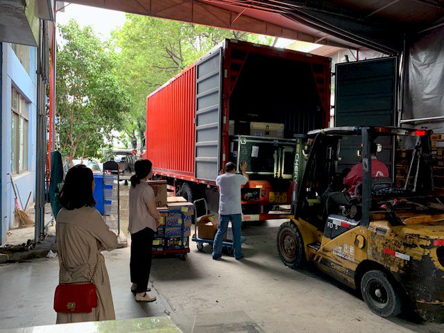 GentexCorp's tweet photo. Gentex's China team and our product demonstrator will be traveling through China this week to showcase our digital vision, connectivity and dimmable glass technologies to our automaker customers. #gentex #automotive #digitalvision #connectivity #dimmableglass https://t.co/JpzBNWM3Jt