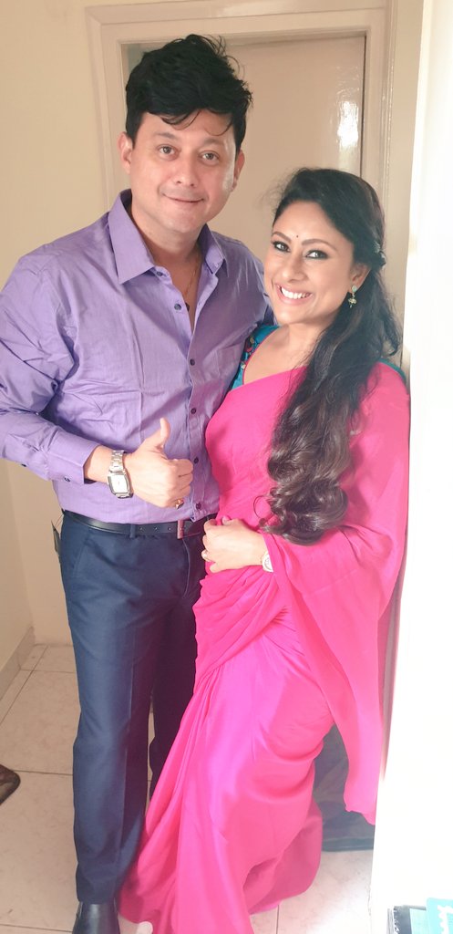 SaiDeodhar's tweet image. #throwback #mograaphulala #looktest @swwapniljoshi 🤗