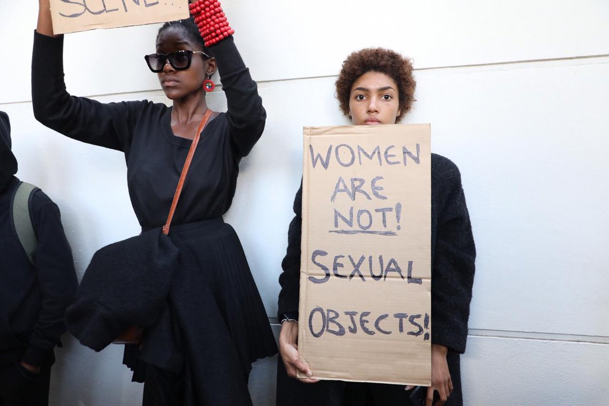 CrownOfLight3's tweet photo. There is a protest in Cape Town CBD, against gender based violence, and our public servants play with the water - a scarce resource.
@CityofCT please stop. Hou op.
🐯🔥💯 https://t.co/eKNlVSxwmE