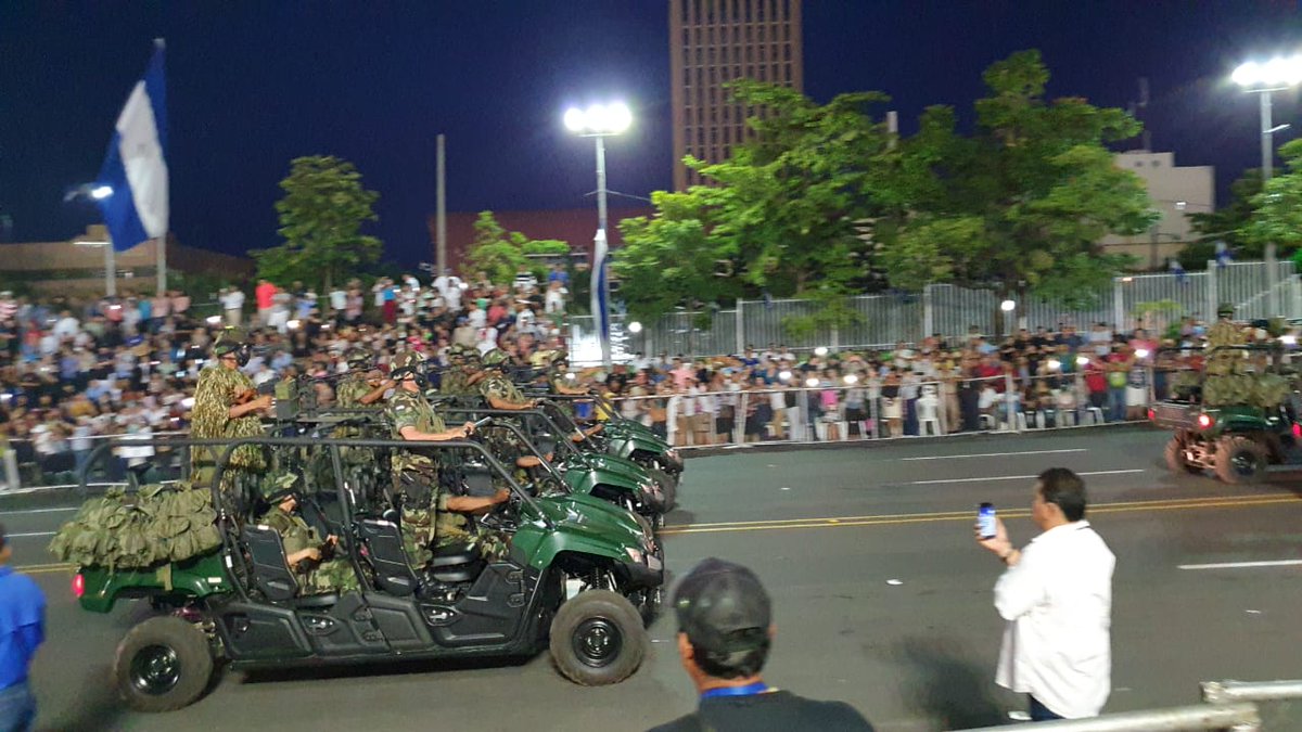 Военный парад в Никарагуа парад, Никарагуа, Военный, приняли, Оригинал, Авилес, Мурильо, Командовал, парадом, генерал, Хулио, Сезар, участие, военном, параде, товарищ, парадные, расчеты, вооруженных, Российской
