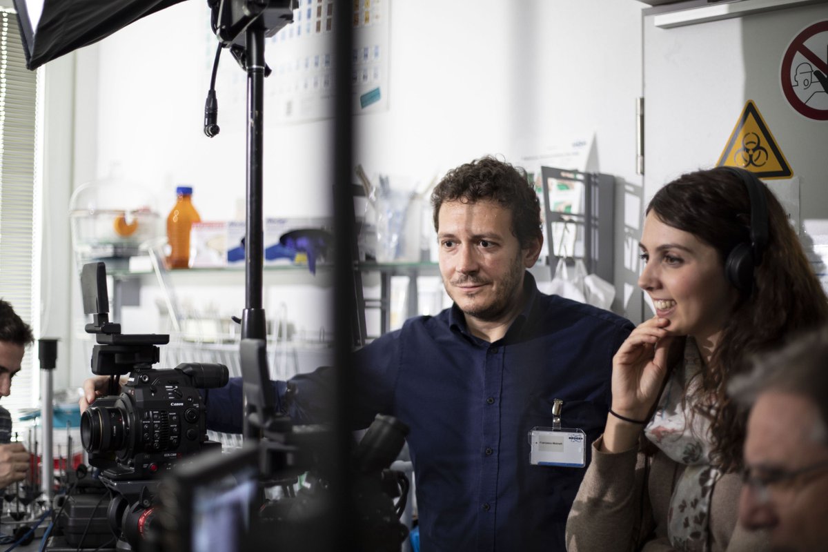 armonicafilm's tweet photo. Happy behind the scenes π½οΈπΈ
#C300 #CanonC300 #steup #onset #setlife #cameraman #cameraoperator #photofotheday #pictureoftheday #picoftheday #corporatefilming #corporatevideo #armonicafilm #professionalvideo #videoequipment #fun #teamcanon https://t.co/2iQGm7fgsW