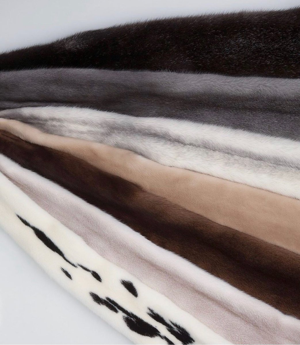 we_are_fur's tweet photo. So many different types of skins to choose from with @kopenhagenfur ๐ #PickThemAll https://t.co/5agc25OUua