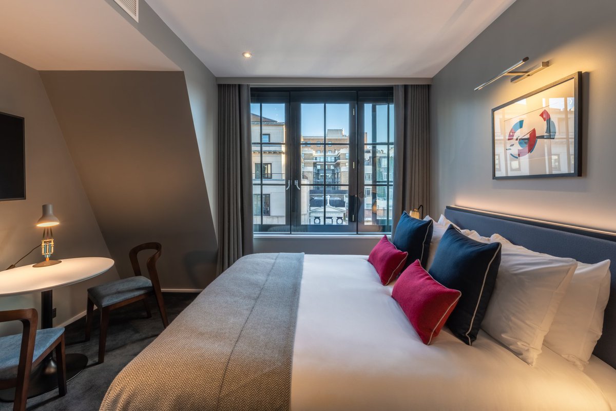 Don't forget we've a fab #competition running with @nadlerhotels to #WIN A Two Night Stay For Two at its 
Covent Garden Hotel For #Sleeptember. To enter follow us both on here, Nadler on Instagram @nadlerhotels
 and RT this post bit.ly/2lntuw7