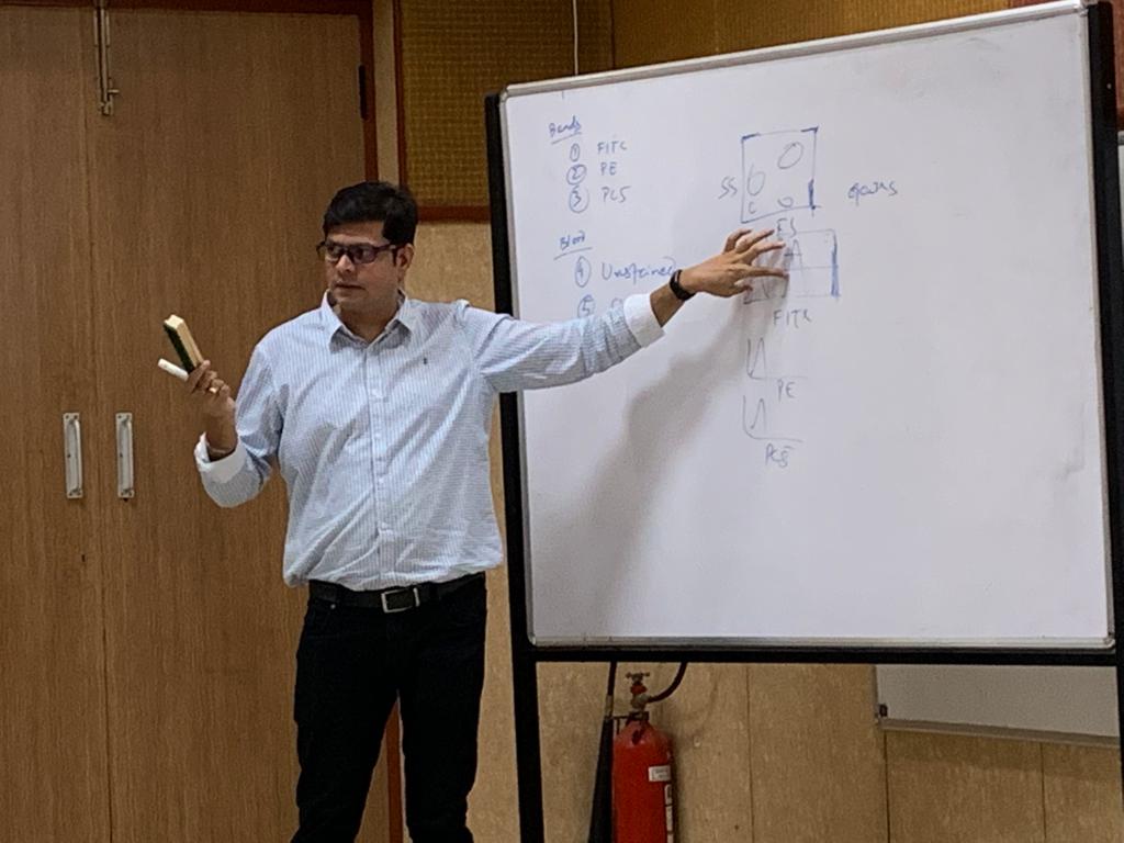VIT_univ's tweet photo. School of Bio Sciences and Technology (SBST) conducted a workshop and hands on training on Flow Cytometry.
#SBST
#FlowCytometry
#AdvancedTechnology
#LifeScience
#MHRDInnovationCell
#MHRDIICVIT
#AICTEIICVIT
#IICVIT
#InstitutionInnovationCouncil
#VIT
#VelloreInstituteofTechnology https://t.co/p95mOAVjQa